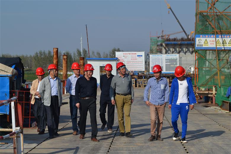 ���˴�ί�����ȫ�ؽ�ͨ���乤��