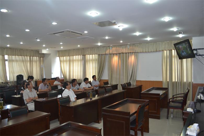 ���˴������֯�ۿ�������ʾ����Ƭ